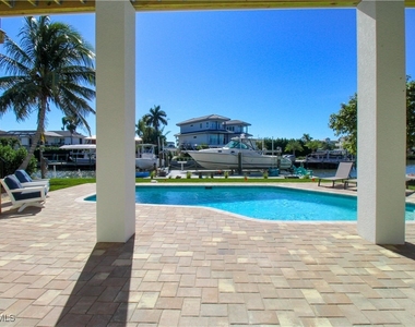 4879 Esplanade Street - Photo Thumbnail 5
