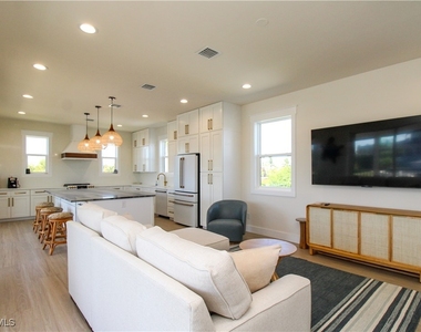 4879 Esplanade Street - Photo Thumbnail 16