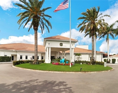 1075 Foxfire Lane - Photo Thumbnail 14
