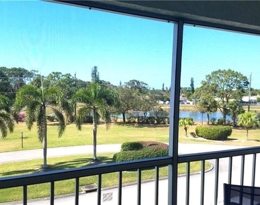 1075 Foxfire Lane - Photo Thumbnail 1