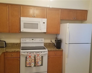 1075 Foxfire Lane - Photo Thumbnail 2