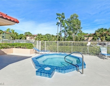 1075 Foxfire Lane - Photo Thumbnail 13