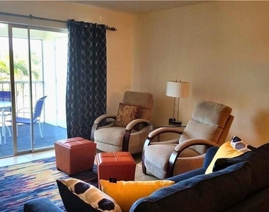 1075 Foxfire Lane - Photo Thumbnail 4