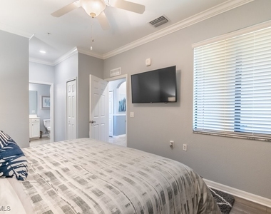 9578 Trevi Court - Photo Thumbnail 12