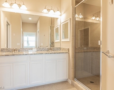 9378 Pocida Court - Photo Thumbnail 13