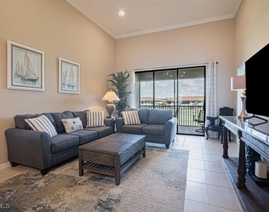 9378 Pocida Court - Photo Thumbnail 21