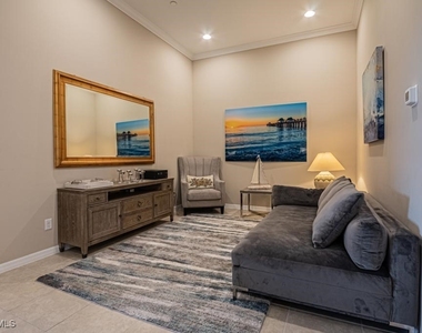 9378 Pocida Court - Photo Thumbnail 18