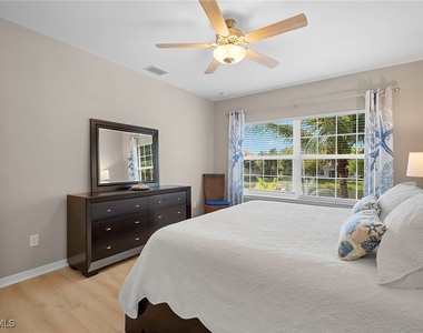 23520 Alamanda Drive - Photo Thumbnail 21