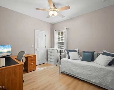 23520 Alamanda Drive - Photo Thumbnail 27
