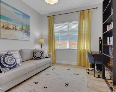 6394 Warwick Avenue - Photo Thumbnail 19