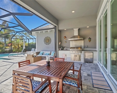 6394 Warwick Avenue - Photo Thumbnail 8