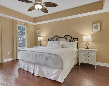 401 Bayfront Place - Photo Thumbnail 2