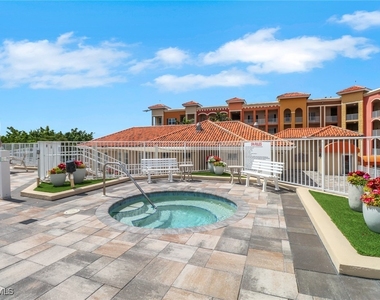 401 Bayfront Place - Photo Thumbnail 16