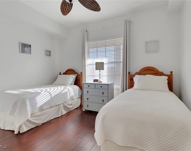 401 Bayfront Place - Photo Thumbnail 5