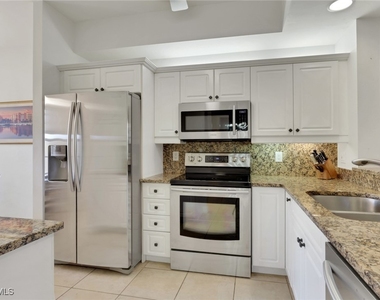 401 Bayfront Place - Photo Thumbnail 8