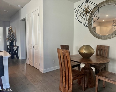 9179 Cayman Drive - Photo Thumbnail 13