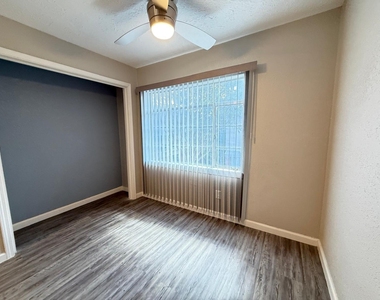 2501 Yoakum Boulevard - Photo Thumbnail 4