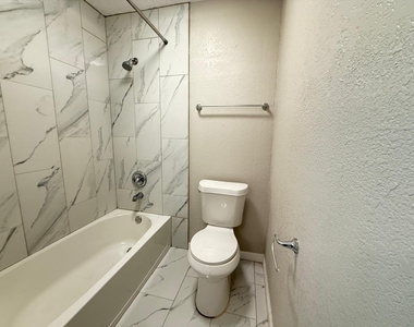 2501 Yoakum Boulevard - Photo Thumbnail 19
