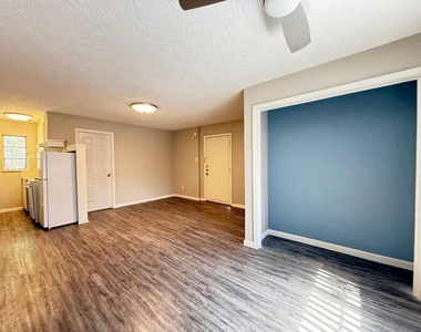 2501 Yoakum Boulevard - Photo Thumbnail 13