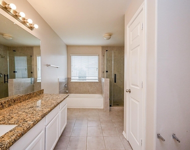 6127 Yorkglen Manor Lane - Photo Thumbnail 27