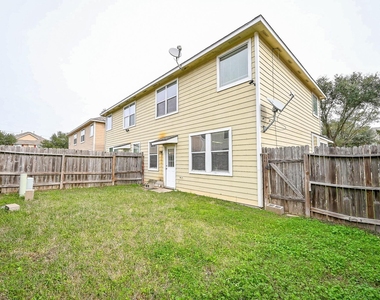 6127 Yorkglen Manor Lane - Photo Thumbnail 31