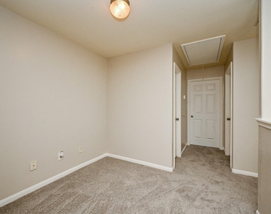 6127 Yorkglen Manor Lane - Photo Thumbnail 29