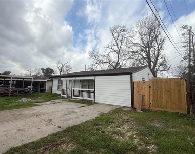 5924 Honeysuckle Drive - Photo Thumbnail 2