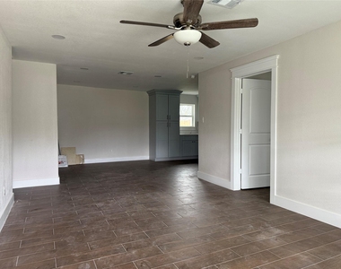 5924 Honeysuckle Drive - Photo Thumbnail 4