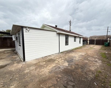 1819 Carr Street - Photo Thumbnail 10