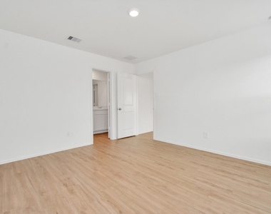 24207 Becker Hollow Lane - Photo Thumbnail 13