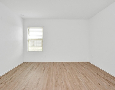 24207 Becker Hollow Lane - Photo Thumbnail 20