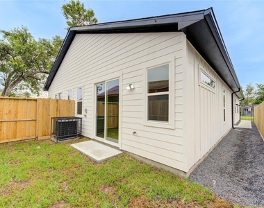 4029 Knoxville Street - Photo Thumbnail 31