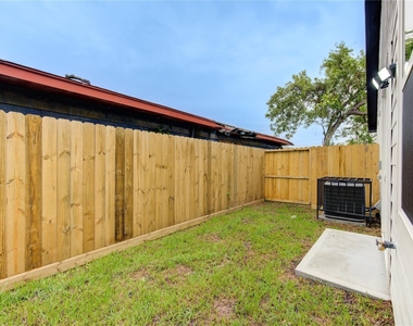 4029 Knoxville Street - Photo Thumbnail 33
