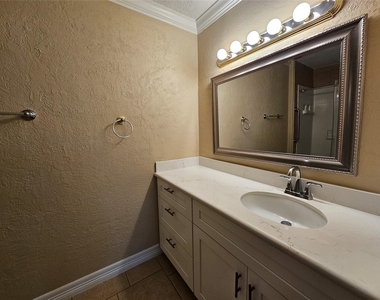 15575 Marina Drive - Photo Thumbnail 22