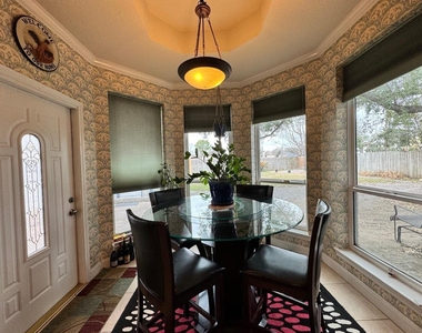 9303 Bent Spur Lane - Photo Thumbnail 16