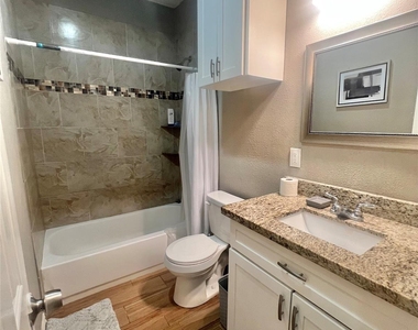 2734 Duncan Drive - Photo Thumbnail 6