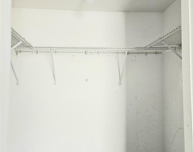 8421 Hearth Drive - Photo Thumbnail 16