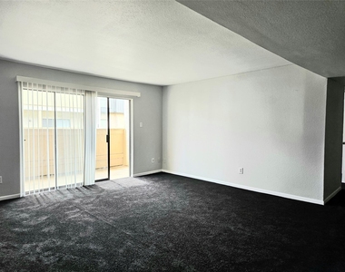 8421 Hearth Drive - Photo Thumbnail 2