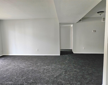 8421 Hearth Drive - Photo Thumbnail 6