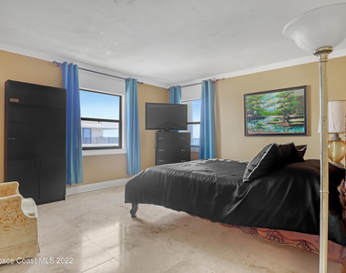 1860 N Atlantic Avenue - Photo Thumbnail 13