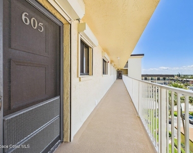 55 N 4th Street - Photo Thumbnail 3