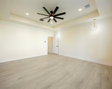 7125 England Street - Photo Thumbnail 19