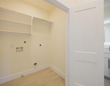 7125 England Street - Photo Thumbnail 16