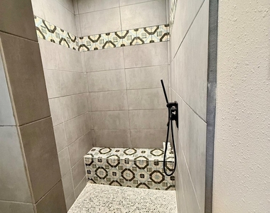 2312 37th Street - Photo Thumbnail 27