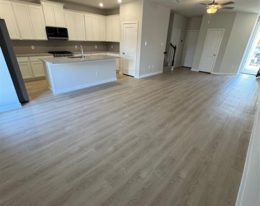 2978 Park Hill Lane - Photo Thumbnail 4