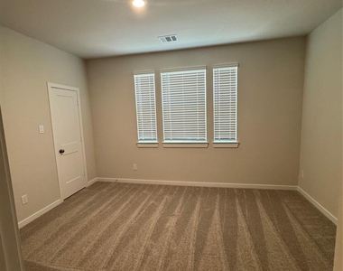 2978 Park Hill Lane - Photo Thumbnail 21