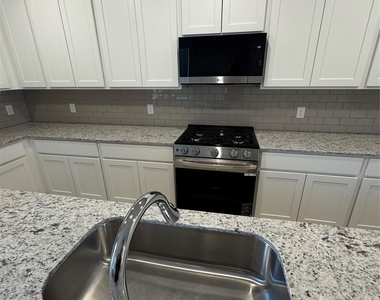 2978 Park Hill Lane - Photo Thumbnail 7