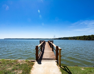 150 Edgewater Way - Photo Thumbnail 42