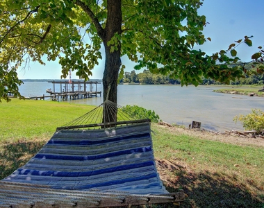 150 Edgewater Way - Photo Thumbnail 29