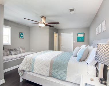 150 Edgewater Way - Photo Thumbnail 9